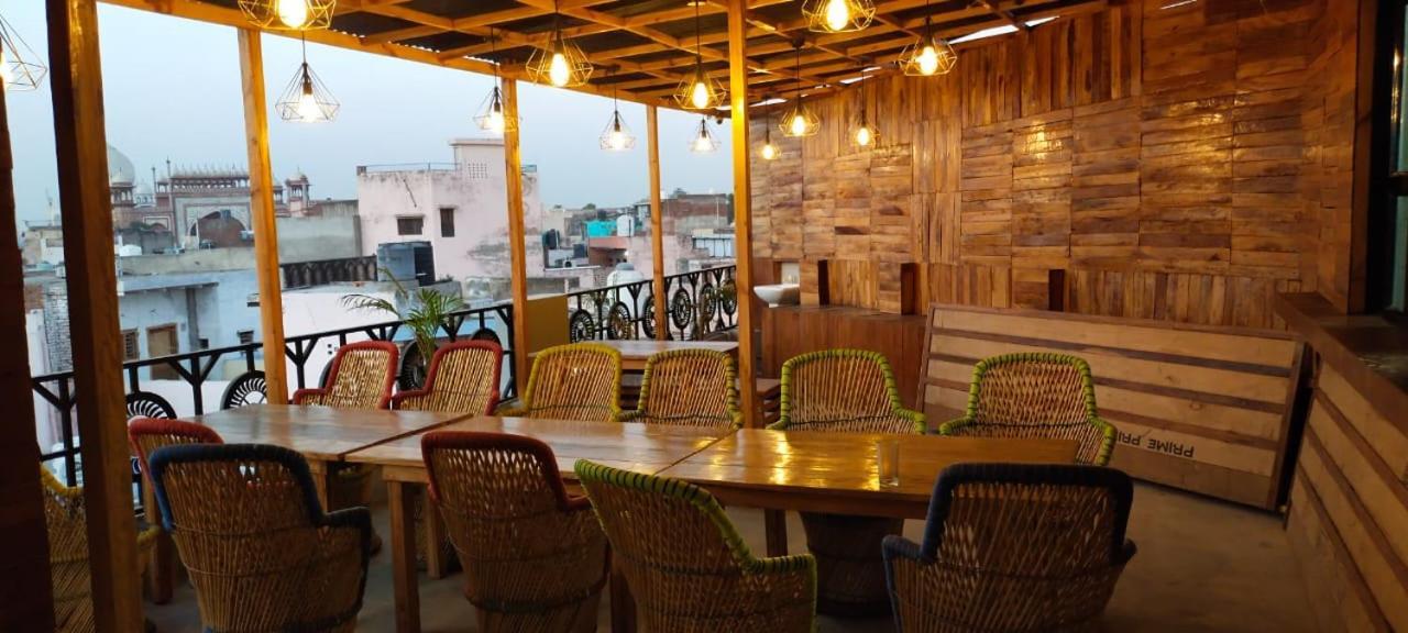 Hotel Shahjahan อัครา ภายนอก รูปภาพ